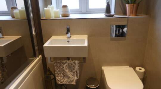 bathroom fitter milton keynes